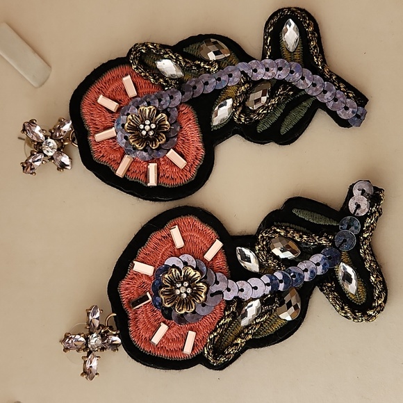 Aldo Statement Earrings - Picture 3 of 3